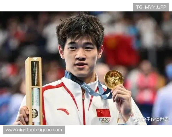 巴洛特利近期表现稳健,展现惊人进攻能力助力球队逆转赛局 巴洛特利近期表现稳健,展现惊人进攻能力助力球队逆转赛局