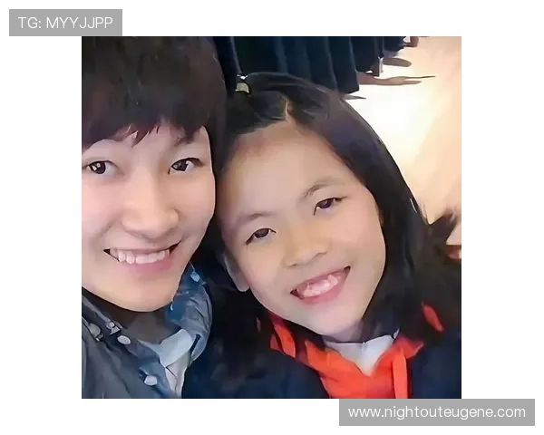 杨力维今天又换豪车了？普通人光是停车费都要哭了吧！